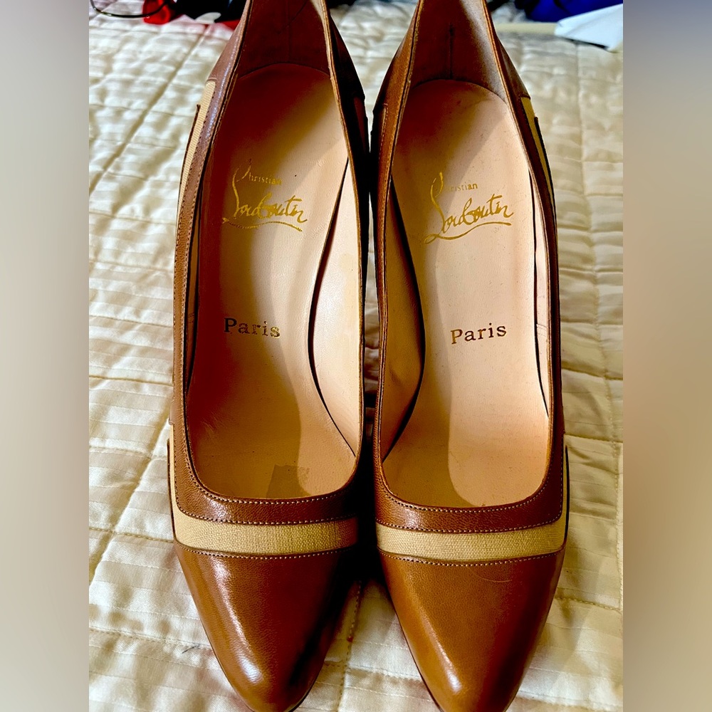 Christian Loubouton size 40 brown pumps with cream leather detail. Never worn